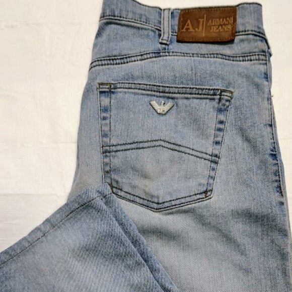 ARMANI JEANS 34 X 30 X 8 IN EXCELLENT CONDITION - Picture 1 of 8